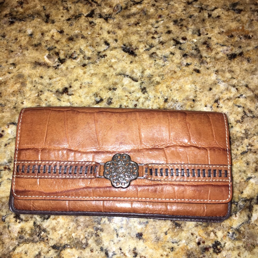 Beautiful Cognac Leather Brighton Wallet.